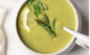 Rich & Creamy Asparagus Soup