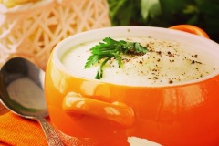 Cashew-Cream-Cauliflower-Soup